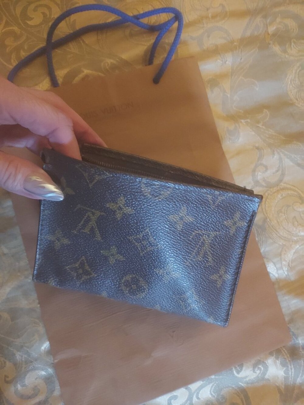 LV LOUIS VUITTON POCHETTE BAG ZIPPER COSMETIC PURSE CLUTCH BAG
